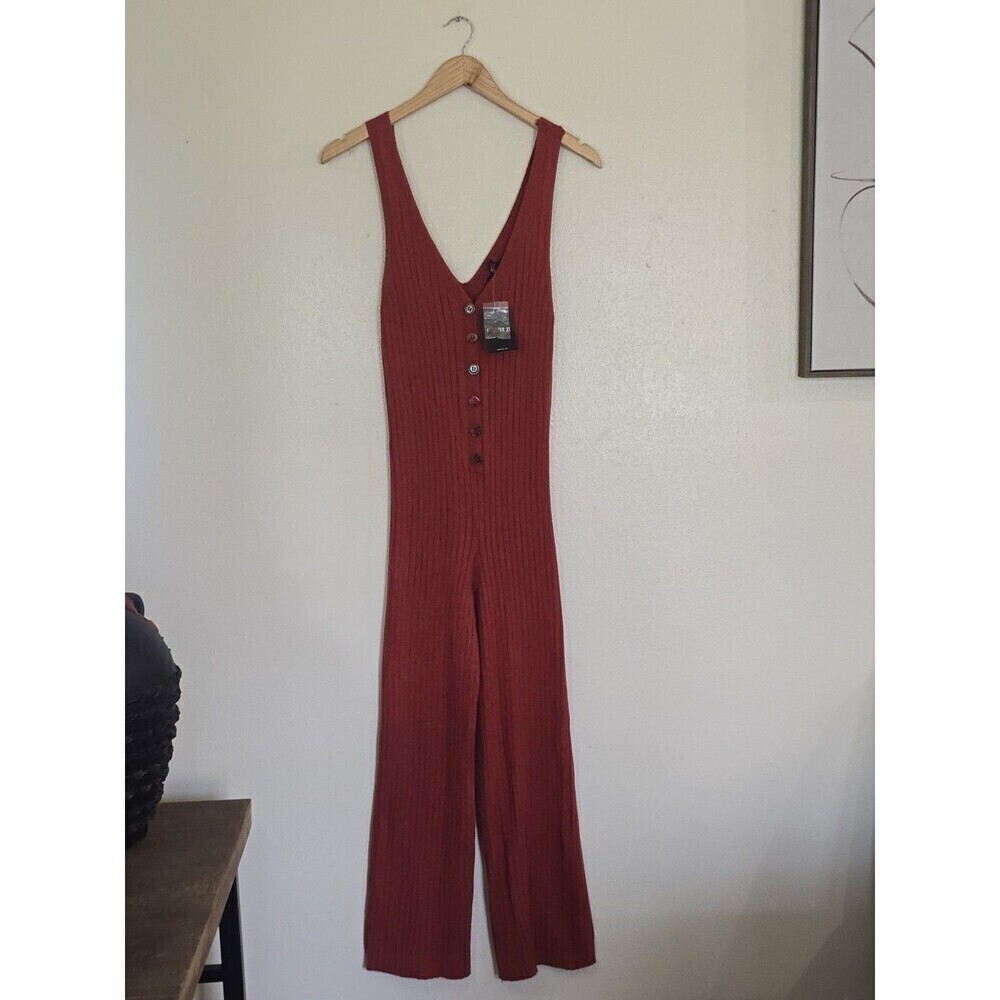 Forever 21 Ribbed Cropped Knit Jumpsuit Womens Size Medium Rust  V Neck - Picture 9 of 10